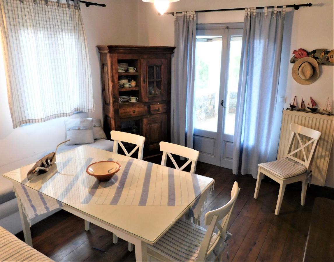 Вілла C & C _ Cycladic House With Endless Sea View Ермуполіс Екстер'єр фото